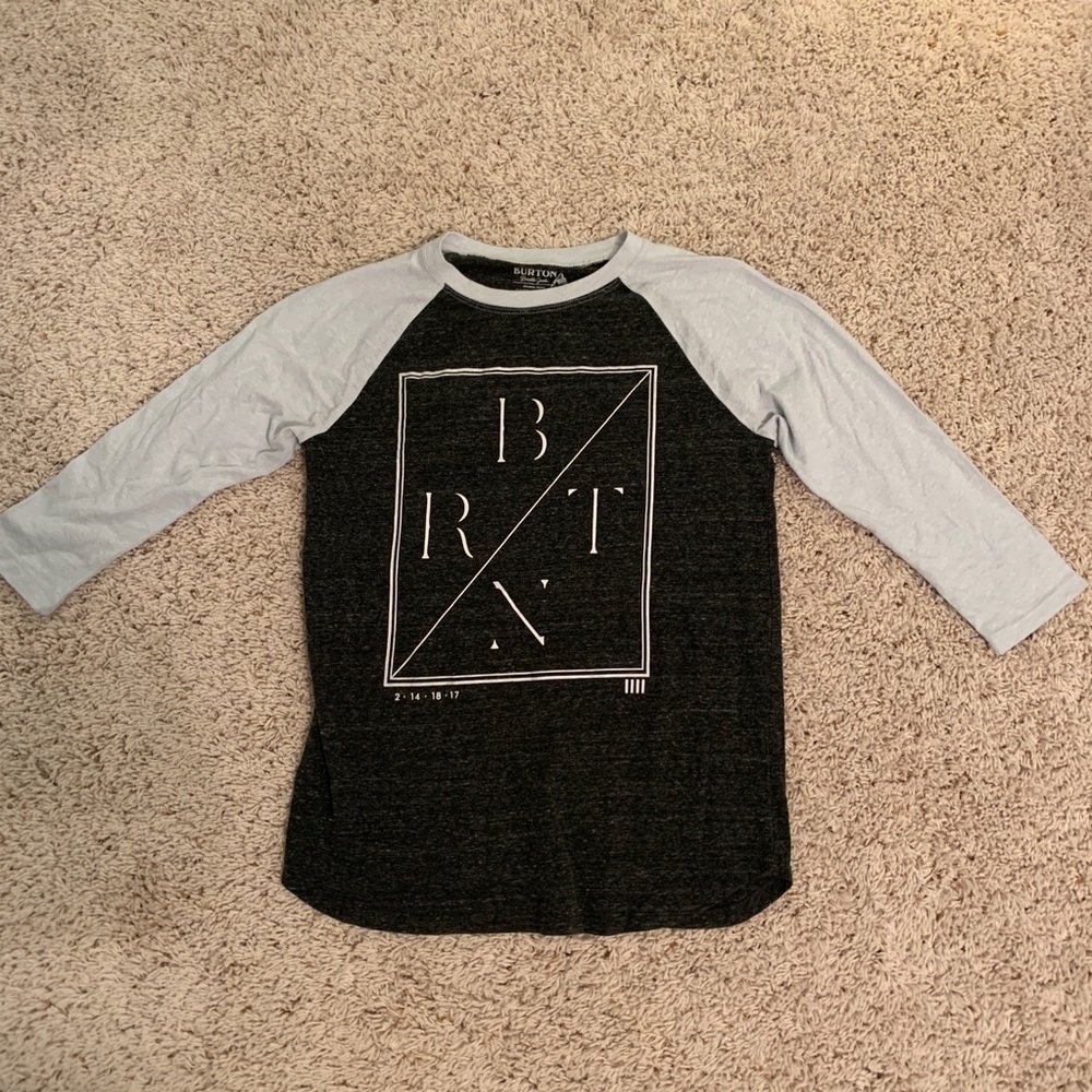 Burton 3/4 Sleeve Light Gray and Dark Gray Shirt